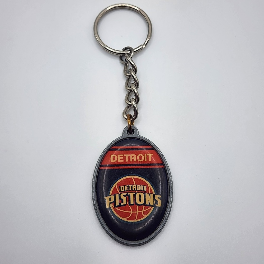 Detroit Pistons Keychain 2009 Metal Made In USA
